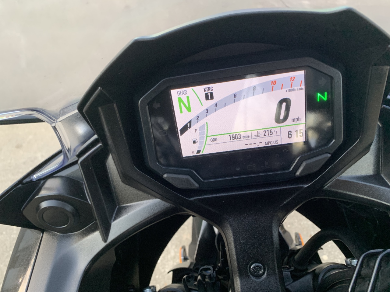 2025 Kawasaki Ninja 650 ABS KRTC 